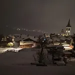 Dom wakacyjny Ai Piedi Del Monte Bianco *
