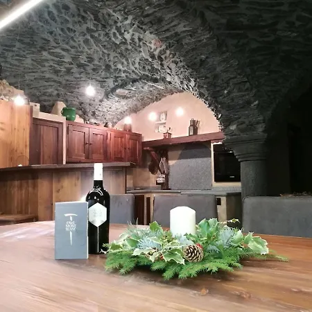Feriehus Ai Piedi Del Monte Bianco La Salle